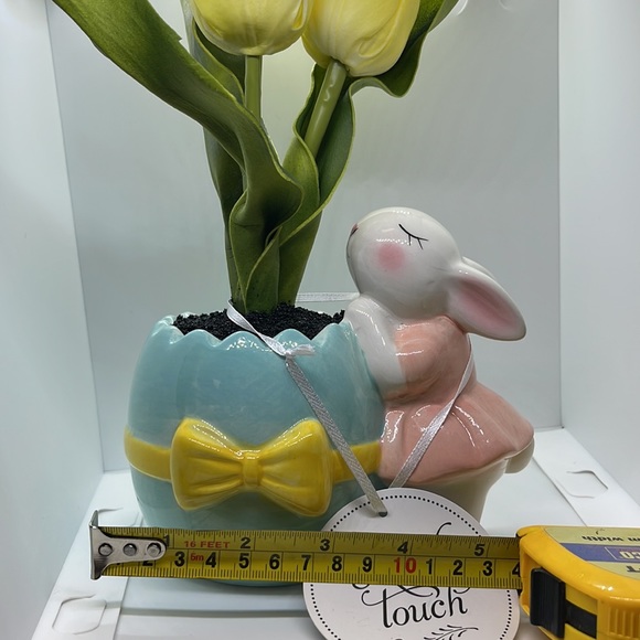 Bunny with tulip vase ! - Picture 7 of 7